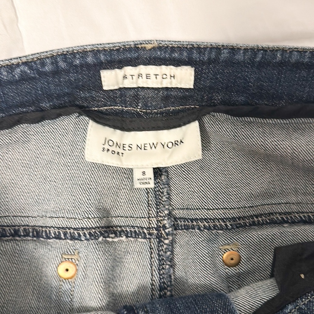 ๐ 2/$25๐ Jones New York Denim Blue Jeans Sz 8 - Picture 3 of 4